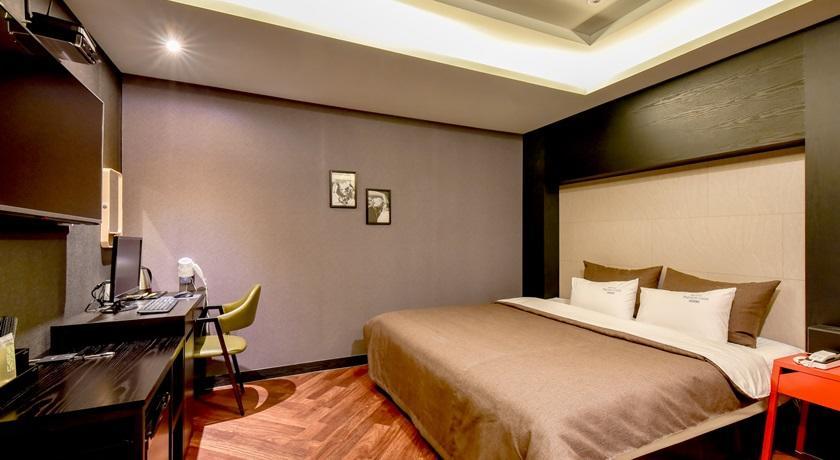 French Code Hotel ชางวอน ภายนอก รูปภาพ
