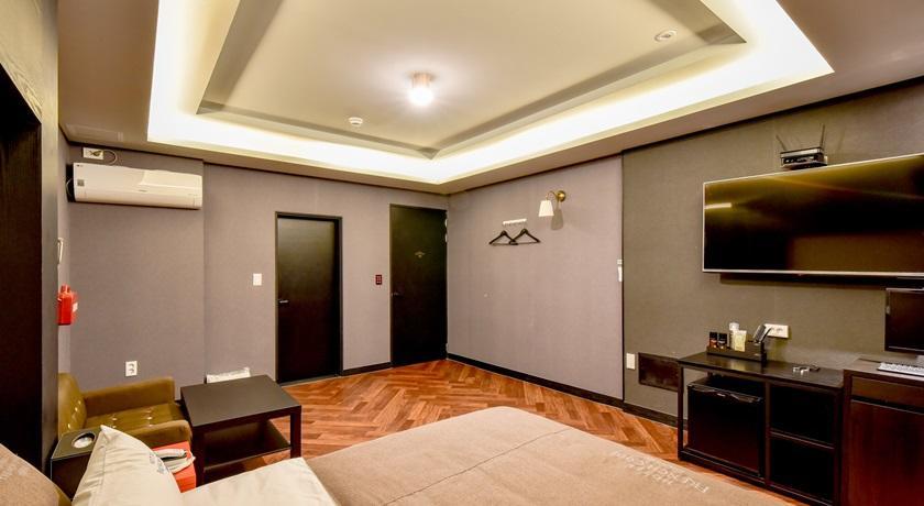 French Code Hotel ชางวอน ภายนอก รูปภาพ