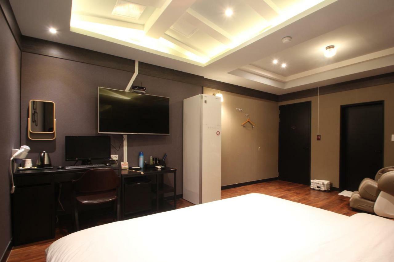 French Code Hotel ชางวอน ภายนอก รูปภาพ