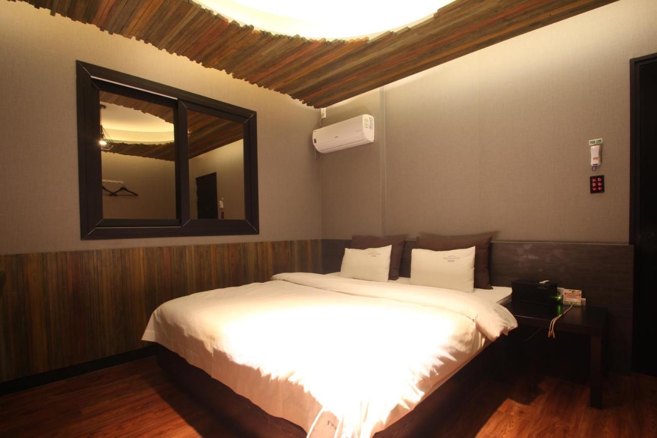 French Code Hotel ชางวอน ภายนอก รูปภาพ
